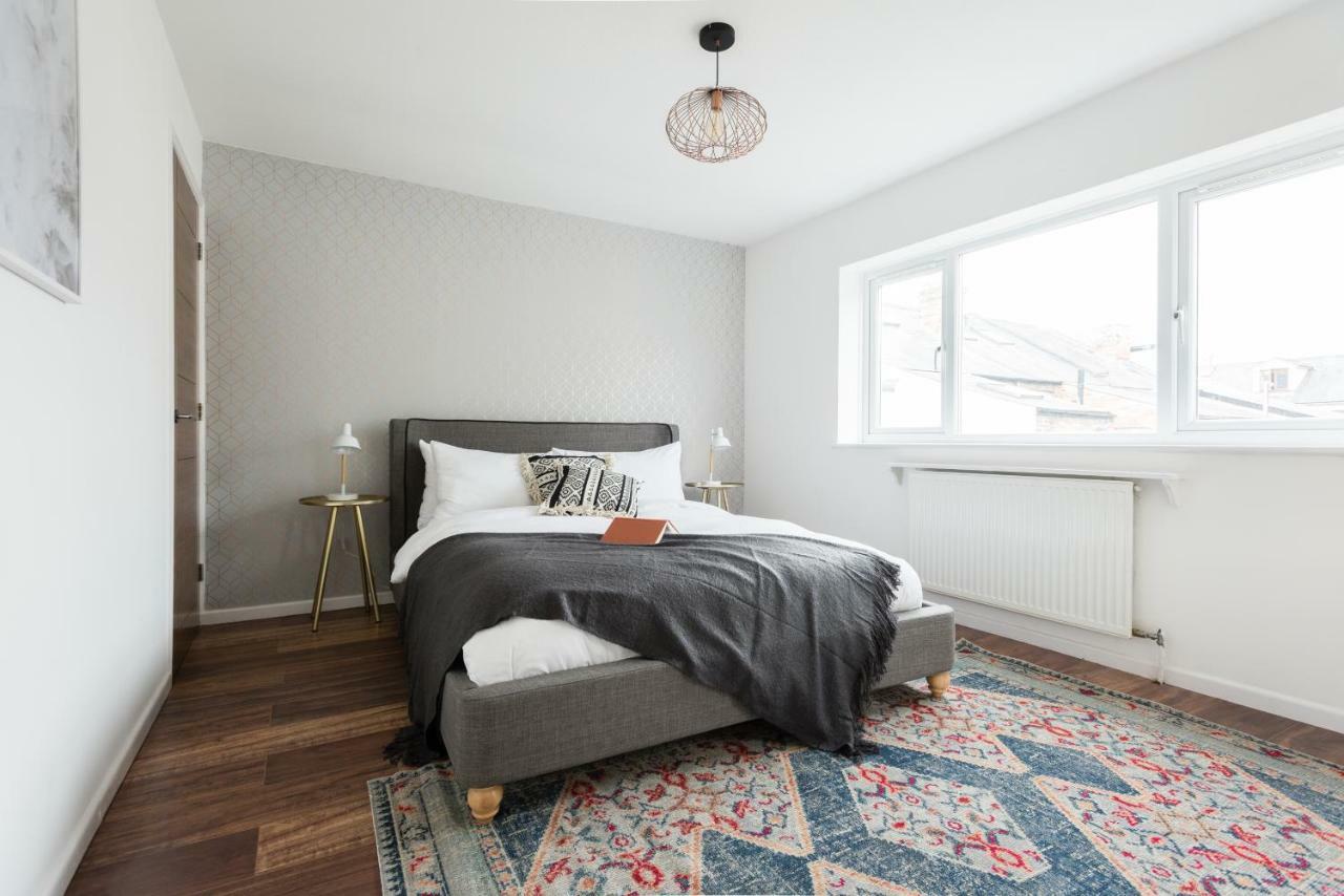 Apartamento The Century Chalet - Contemporary 2Bdr Townhouse With Parking Oxford Exterior foto
