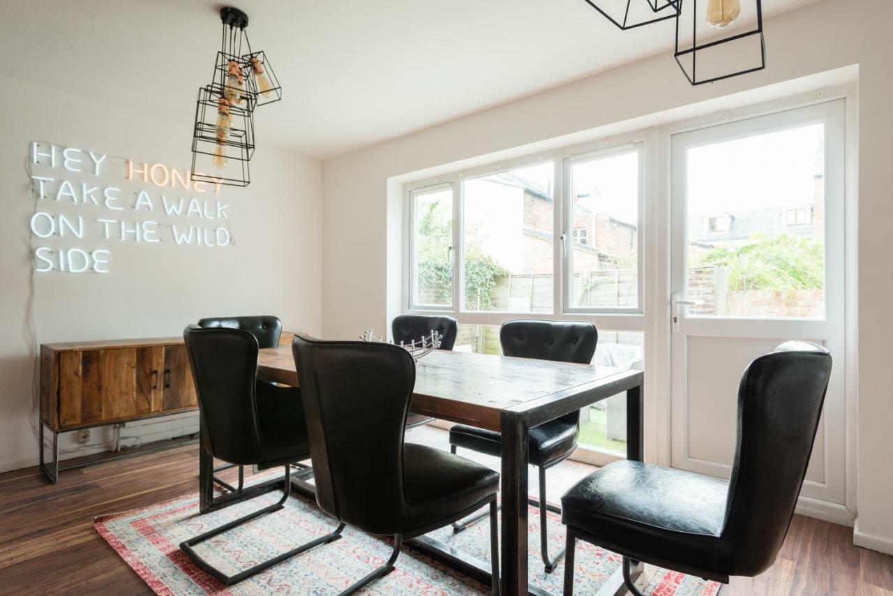 Apartamento The Century Chalet - Contemporary 2Bdr Townhouse With Parking Oxford Exterior foto