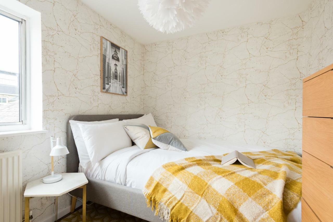 Apartamento The Century Chalet - Contemporary 2Bdr Townhouse With Parking Oxford Exterior foto