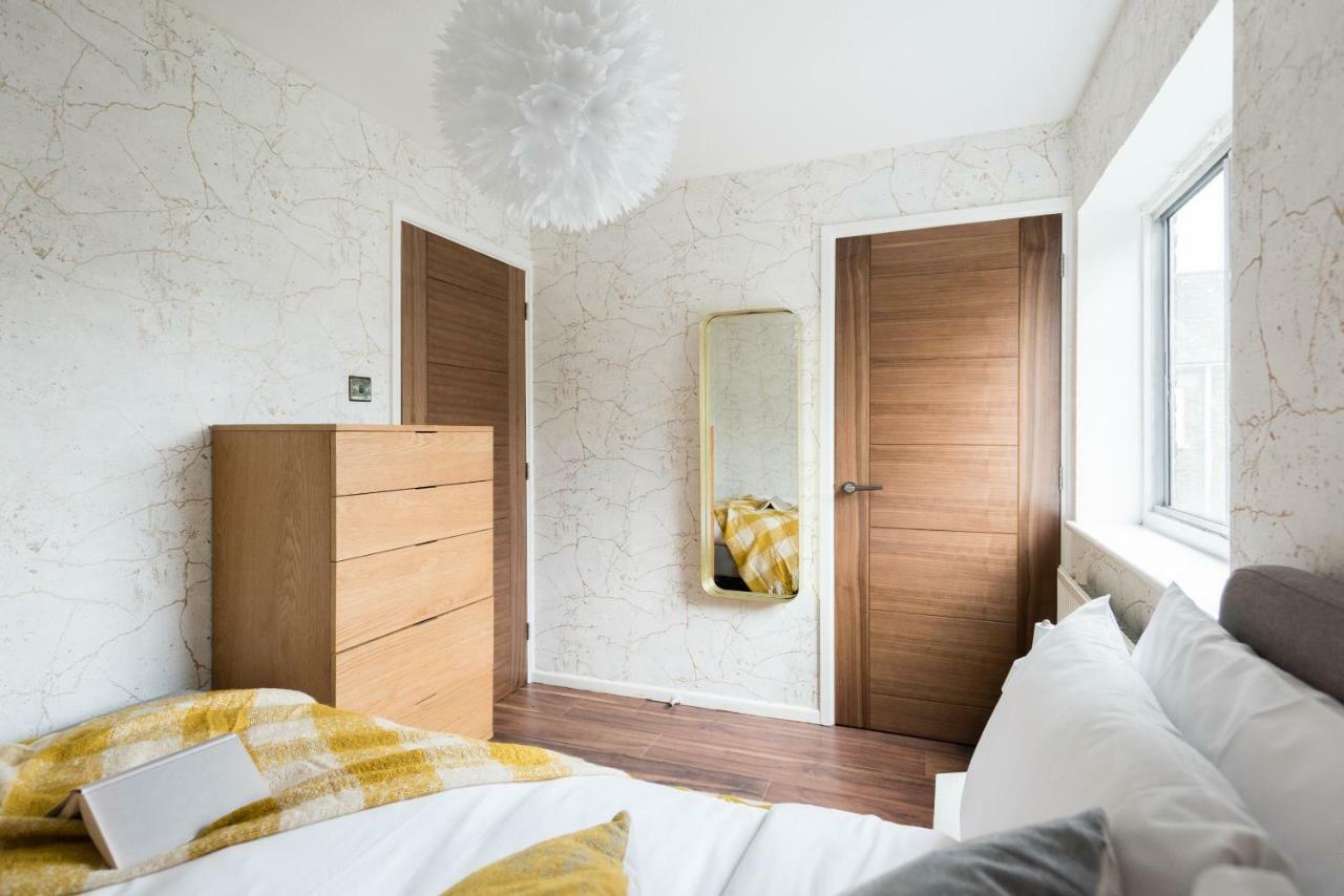 Apartamento The Century Chalet - Contemporary 2Bdr Townhouse With Parking Oxford Exterior foto